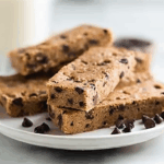 No-Bake Peanut Butter Chocolate Chip Breakfast Bars