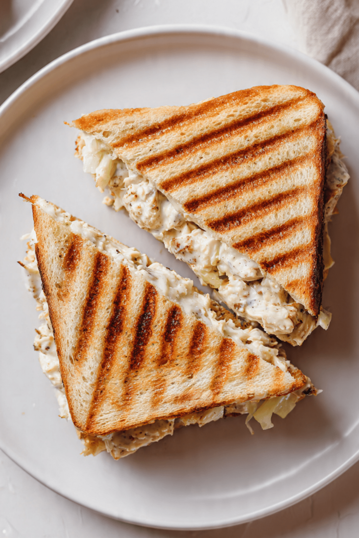 CHEESY CHICKEN CAESAR TOASTIE